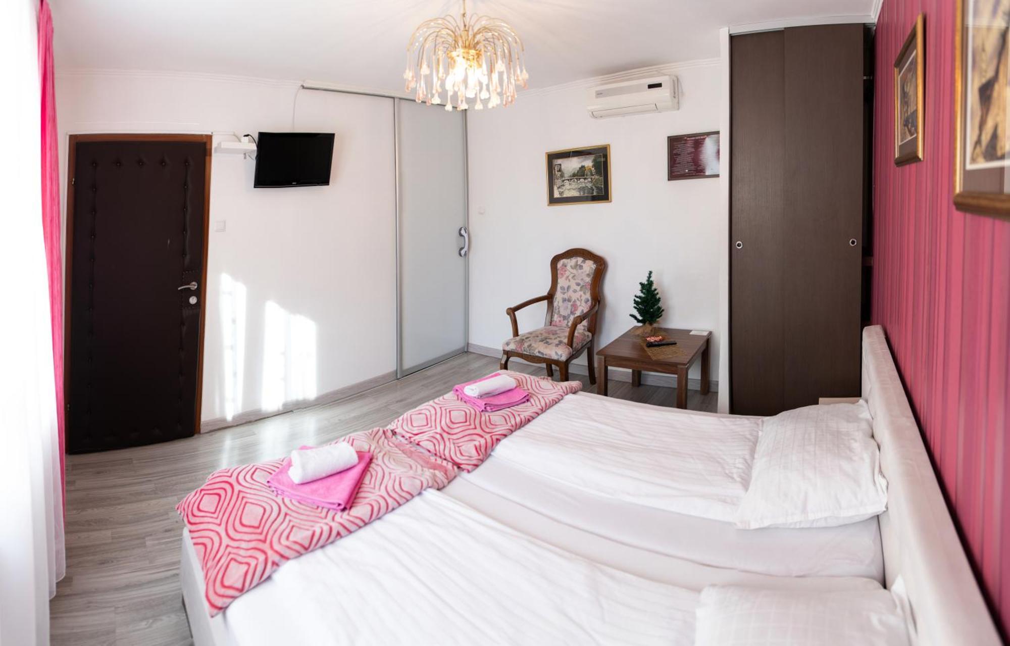 Guest House Ciro Sarajevo Exterior photo