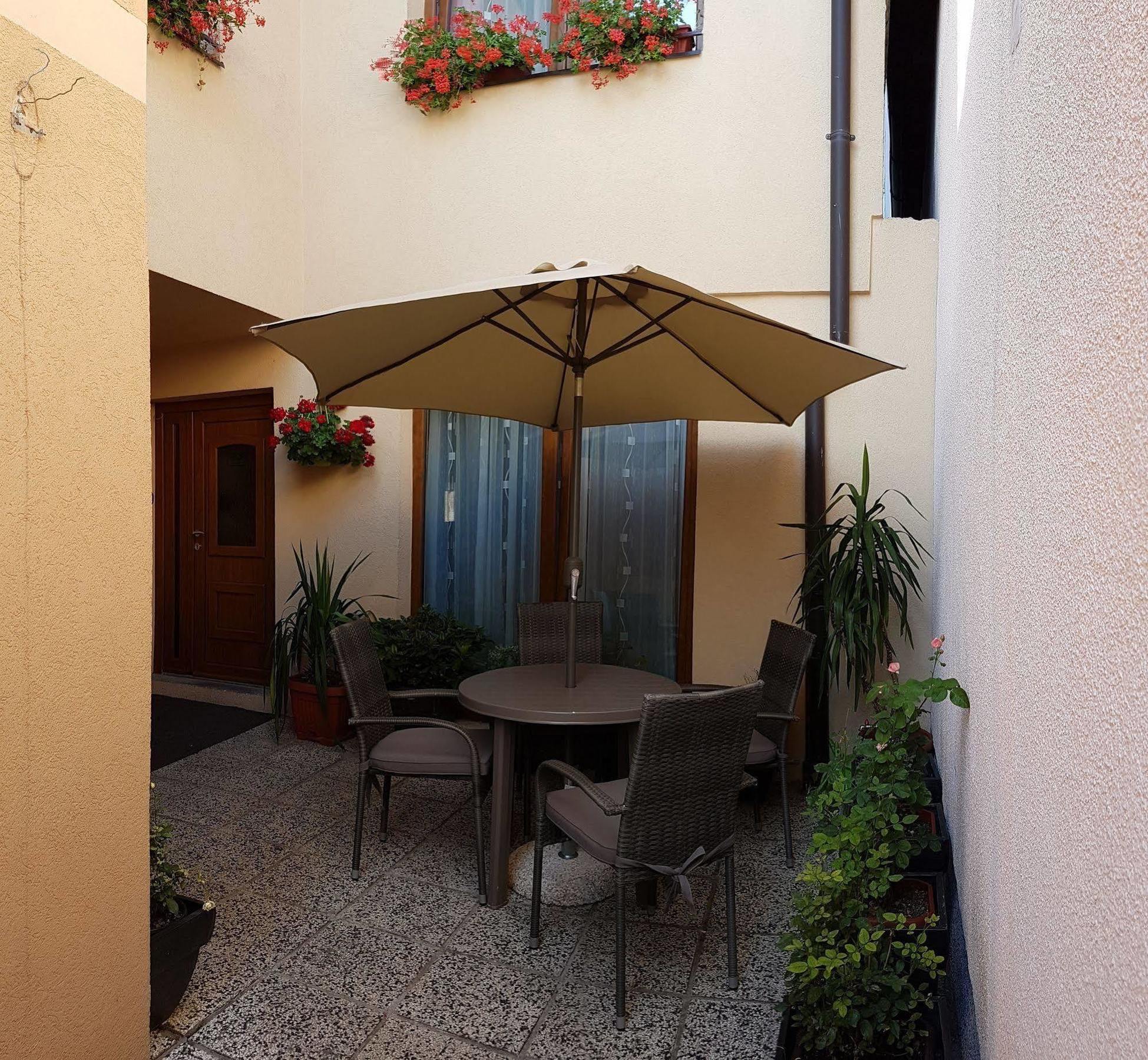 Guest House Ciro Sarajevo Exterior photo