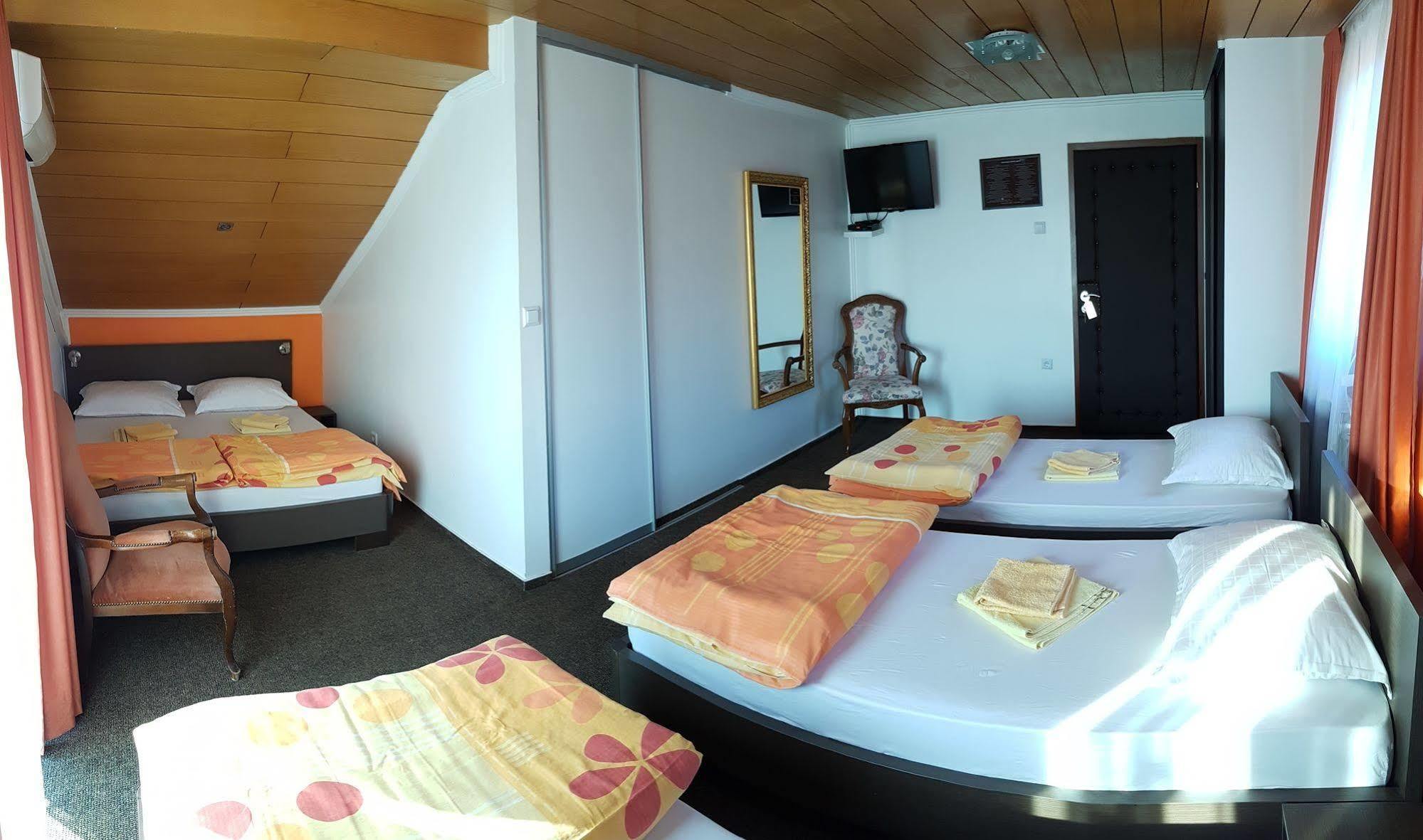 Guest House Ciro Sarajevo Exterior photo